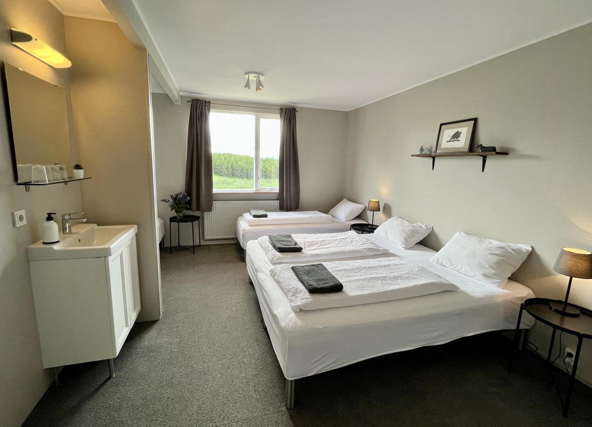 Eyjolfsstadir Guesthouse Еґільсстадір Екстер'єр фото